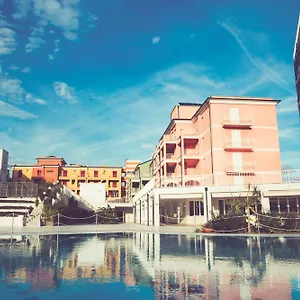 Resort Ai Pozzi Village Hotel&resort, Loano